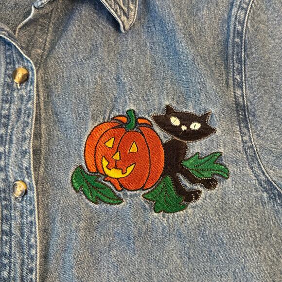 Halloween VTG Denim Shirt Jack-O-Lanterns Black Cat Embroidered Unisex Small - Picture 6 of 10